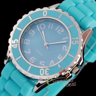 2011 Newest Design 4 Color Ladys Womens Quartz Watch Silicone Wrist 