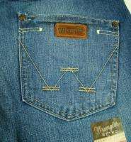 Mens Western Wrangler Retro Boot Cut Premium Patch Jeans NWT &58 size 