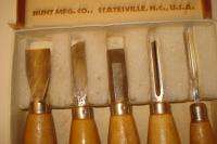SET OF 5 WOOD CARVING CHISELS HUNT MFG CO WITH BOX  