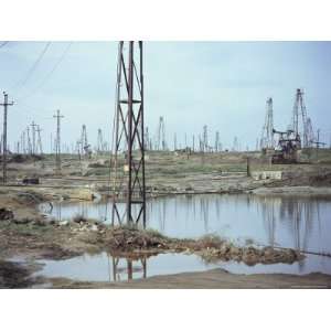  Oil Field, Baku, Azerbaijan, Central Asia, Asia Stretched 