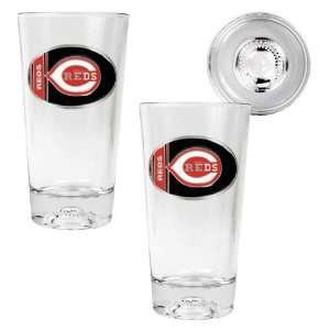  Cincinnati Reds MLB 2pc Pint Ale Glass Set with Baseball 
