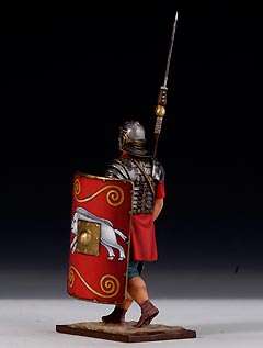 6255 – Legionnaire Marching w/Pilum (54mm). This figure will come in 