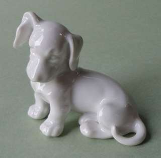 WIENER AUGARTEN Moeller DACHSHUND PUPPY Dog Dackel Klein Porcelain 