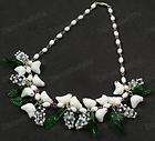BIRDS&LEAVES blossoms WHITE murano GLASS BEAD NECKLACE vintage beads 