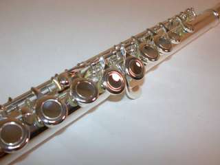 This beautiful flute is brand new and comes with a full year warranty.