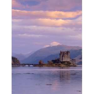 Eilean Donnan) Castle, Dornie, Highlands Region, Scotland, UK, Europe 