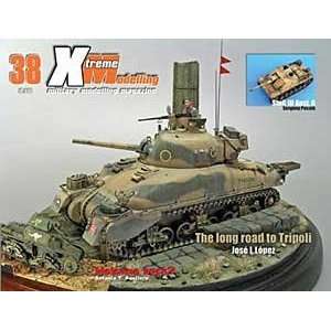  Xtreme Modelling #38 StuG III, M13/40, Sherman Xtreme 