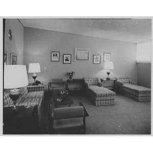 Photo Philadelphia Country Club, Gladwyn, Pennsylvania. Ladies lounge 