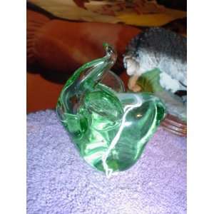  GREEN GLASS ELEPHANT PAPERWEIGHT