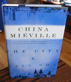 The City & the City by China Mieville HC/DJ 1ed SIGNED 9780345497512 