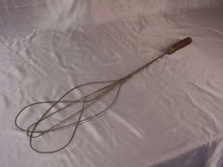 Antique Wire RUG Carpet BEATER Wood Handle Woven Metal Wire Pattern 