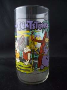 The Flintstones Dino Makes Appearance glass Vintage  