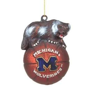  Michigan Wolverines Ncaa Glass Mascot Basketball Ornament 