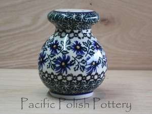 Polish Pottery CA Stoneware Parmesan or Sugar Shaker GREEN FLORAL 