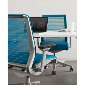  Steelcase Think 465 Work Blue Jay Chair, 3 D Knit Back 