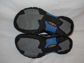Mens KEEN Size 8.5 Newport H2 Sandals Gray   