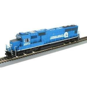    Athearn Genesis   HO SD70 w/Spartan Cab, CR #2572 Toys & Games