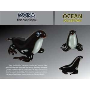  Mona The Monkseal Glass Figurine Toys & Games