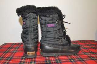 Great pre owned Sorel winter/snow boots in barely worn condition 