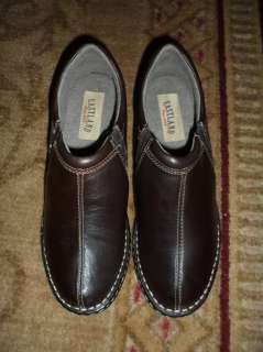 NEW EASTLAND WOMENS BROWN LEATHER CLOGS/SLIDES SZ10M  