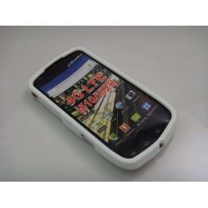 WHITE Hard Rubber Feel Plastic Case for Samsung Droid Charge (Verizon 