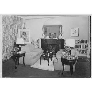 Photo Miss Arline Francis, residence at 36 Central Park South, New 