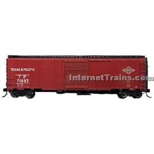   Series 50 Riveted Boxcar w/Single 9 Door 4 Pack   T&P Toys & Games