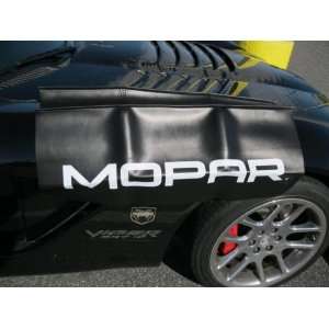   JEEP MOPAR FENDER COVER MOPAR LOGO WHITE & BLACK P5153624 Automotive