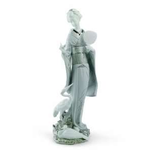  Lladro In Touch with Nature Figurine