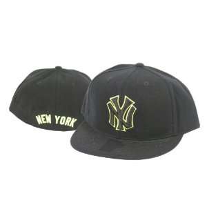 New York Yankees Cooperstown Collection Fitted Flat Bill Baseball Hat 
