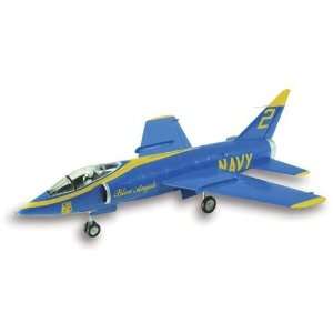    F 11 F1 Blue Angels Tiger Aircraft 1 48 Lindberg Toys & Games