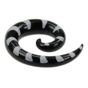  ACRYLIC SPIRAL WITH BLACK AND WHITE PRINT PLUG 8G   Sold 