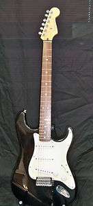 2002 2003 Fender Stratocaster in Excellent Condition with Hard Shell 