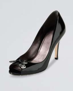 Top Refinements for Black Pointed Toe Pump