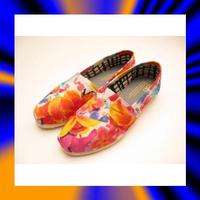 WOMENS TOMS PRINTED EARTHWISE CLASSIC SLIP ON   CORBEL  