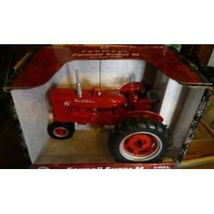 International Harvester Farmall Super M Tractor Diecast Collectible 