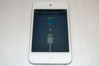 AWESOME** 64GB APPLE iTOUCH   WHITE   4TH GEN   A1367  