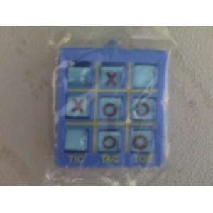   Toysmith Pocket Tic Tac Toe (Colors May Vary) Toys & Games