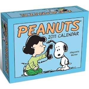  Peanuts 2011 Mini Desk Calendar