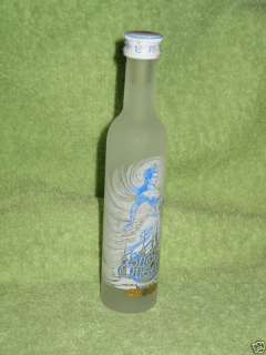 SNOW QUEEN Vodka Frosted Glass Mini 50ml VERY BEAUTIFUL  