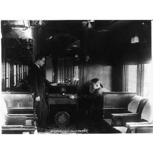    Coolidges railroad car,election returns,1928,Radio