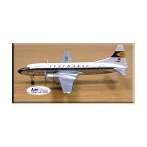  Aviation 200 South African Airways B737 800 Model Airplane 
