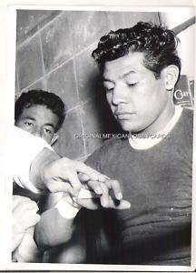 BOXER JOSE TOLUCO LOPEZ BEFORE HIS FIGHT W/ PHOTO 1959  