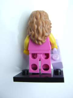Lego 8805, series 5, minifigure Fitness instructor (Open)  