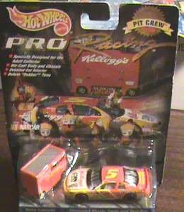 Hotwheels Pro Racing Terry Labonte # 5 w/Tool Box 1998  