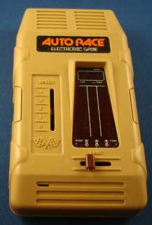 AUTO RACE ELECTRONIC HANDHELD TRAVEL PORTABLE GAME SYSTEM VINTAGE CAR 