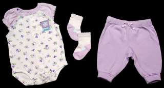 BABY GIRL CLOTHES LOT BABY GAP NB NEWBORN 0 3 MONTHS SMALL + SOCKS 