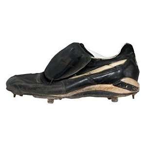   Leyritz Unsigned Black & White Nike Low Cut Cleat Sports Collectibles