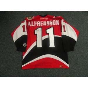  Daniel Alfredsson Autographed Jersey   Autographed NHL Jerseys 