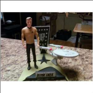  Star Trek Enesco Captain James Kirk Plus U.S.S. Enterprise 